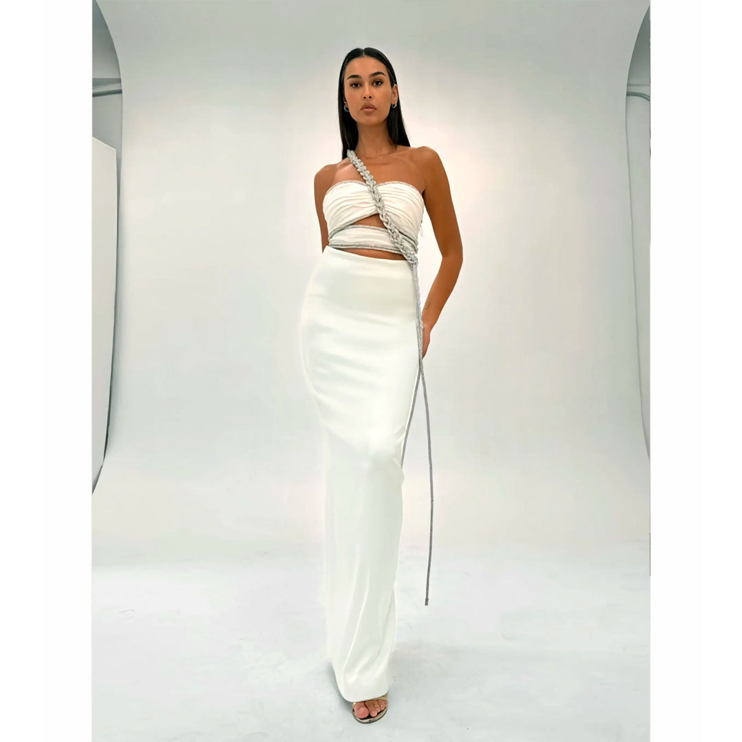 Model Wearing SemSem Long Maxi Skirt with Back Slit.