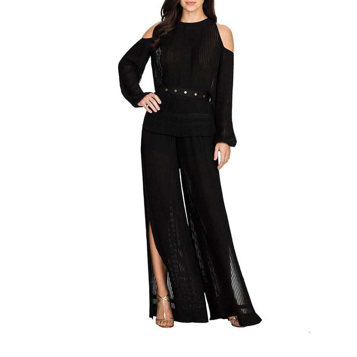 Model Wears SemSem Maryam Pleated Long Sleeve Top - Meteorite.