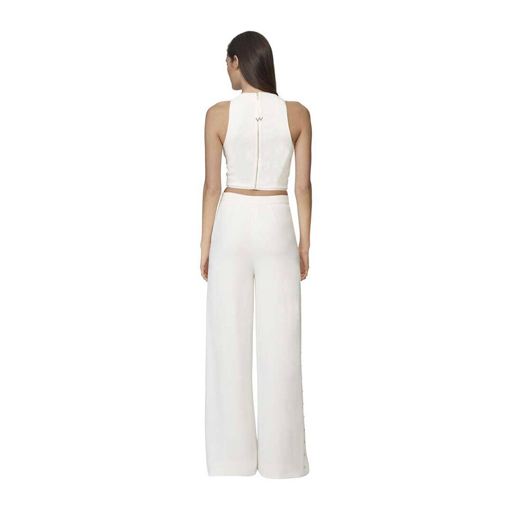 Model wears SemSem Salma Crop Top - Cream.