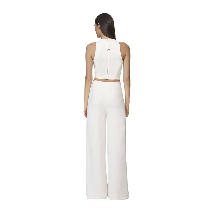 Model wears SemSem Salma Crop Top - Cream.
