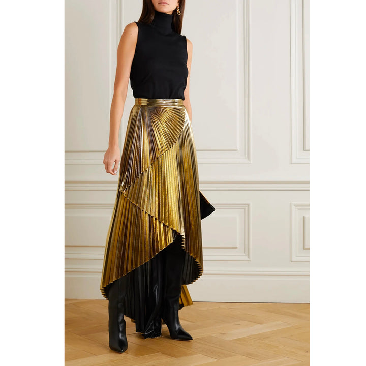 Model Wearing SemSem Wrap-effect Layered Skirt. 